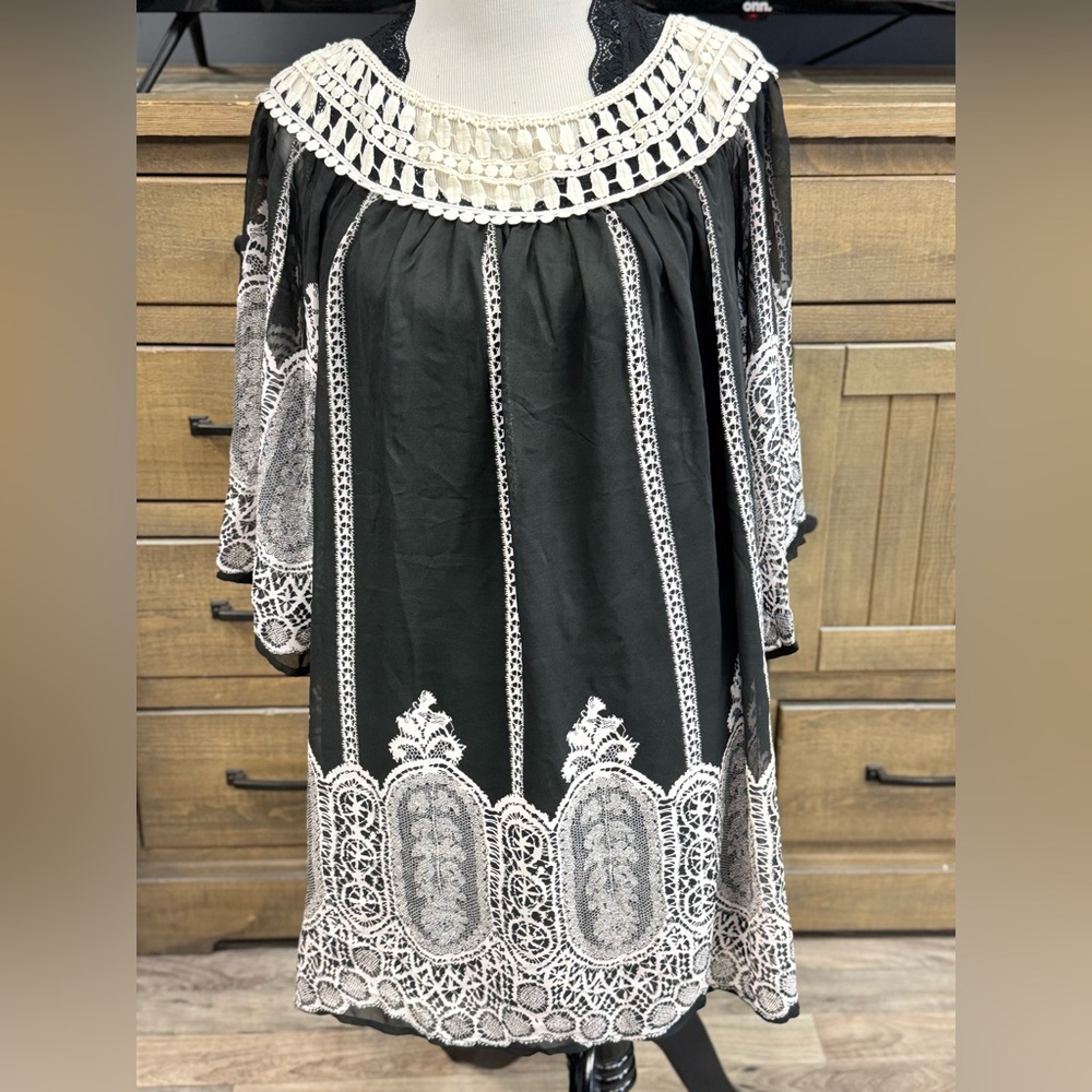 NWT Boho Women’s Dress Leshop Size Medium MSRP $56